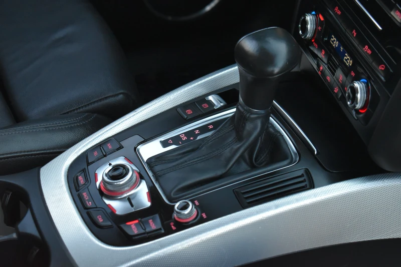 Audi Q5 3.0TDI* S-LINE* QUATTRO* FACELIFT* BANG&OLUFSEN, снимка 13 - Автомобили и джипове - 52671763