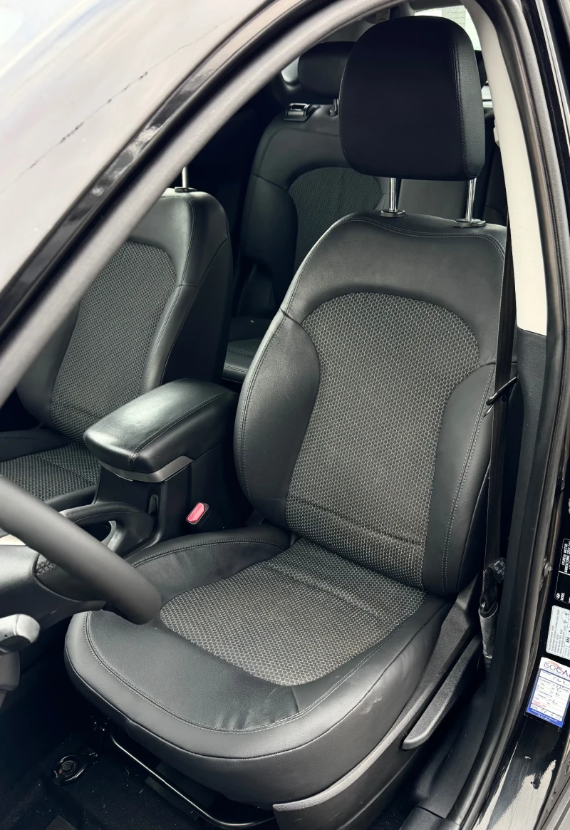 Hyundai IX35 1.7 CRDI, снимка 9 - Автомобили и джипове - 53122531