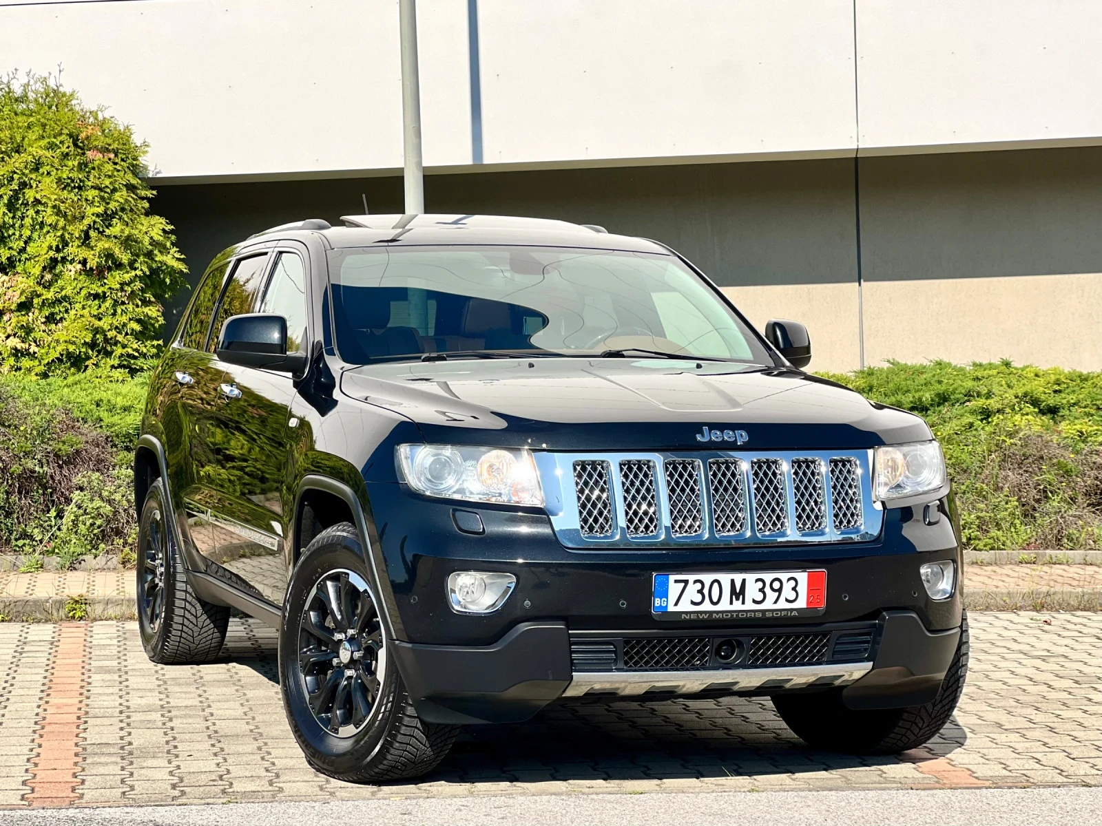Jeep Grand cherokee 3.0CRDI-Overland-FULL-лизинг през Уникредит  - изображение 3