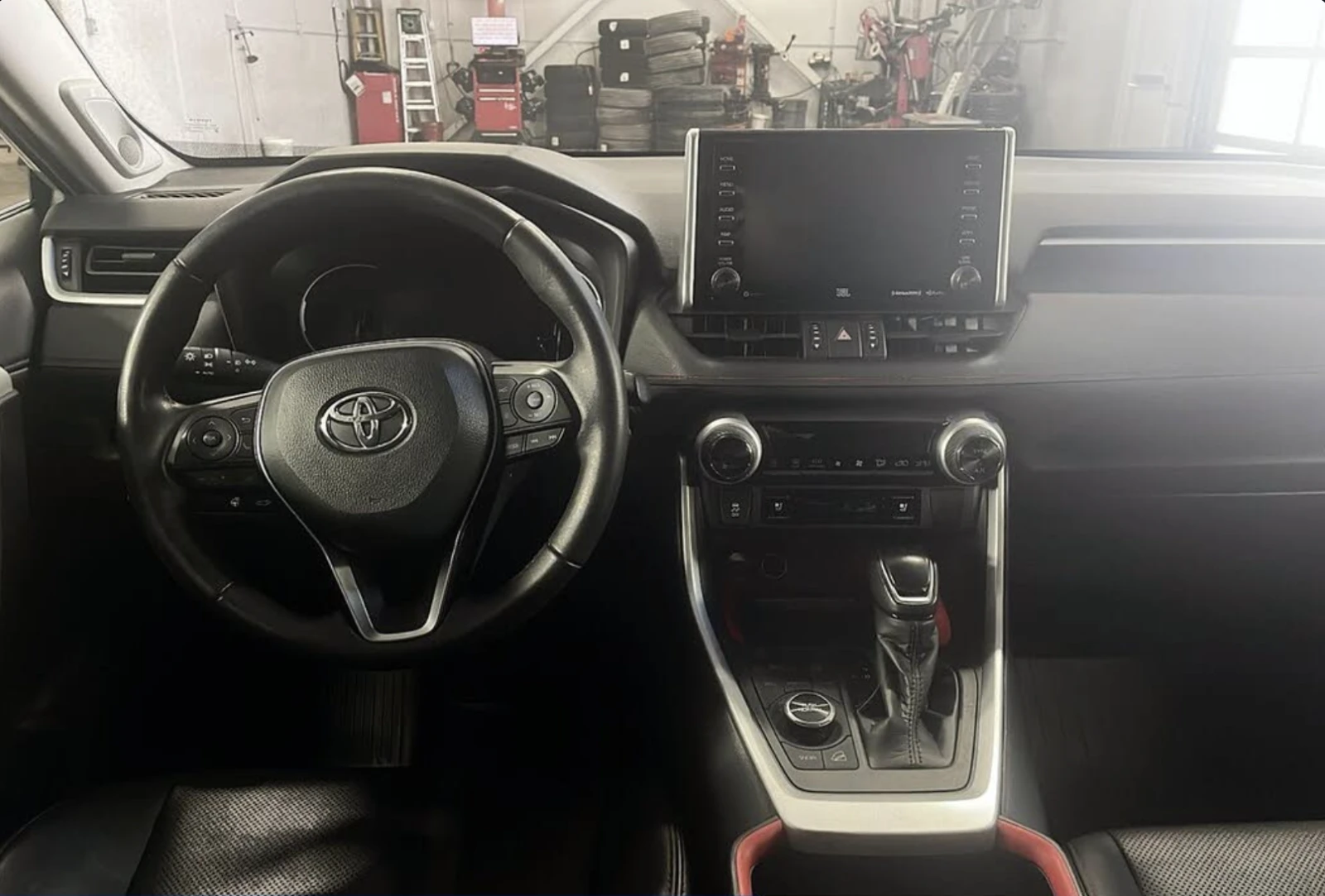 Toyota Rav4 Trail AWD TRD, снимка 14 - Автомобили и джипове - 53770750