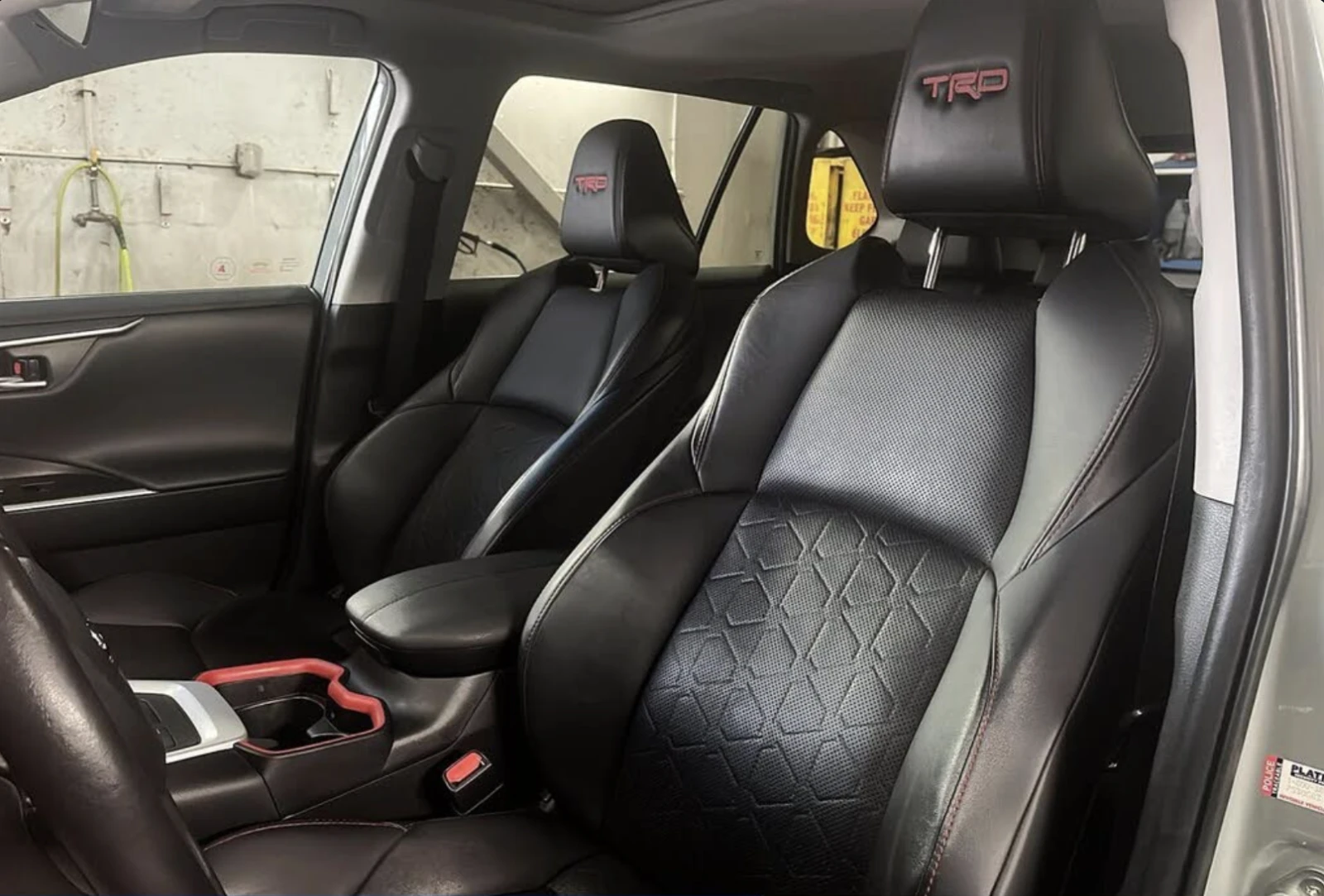 Toyota Rav4 Trail AWD TRD, снимка 10 - Автомобили и джипове - 53770750