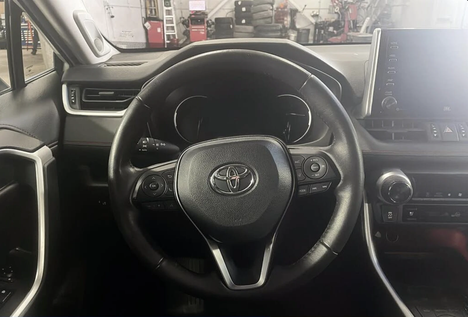 Toyota Rav4 Trail AWD TRD, снимка 12 - Автомобили и джипове - 53770750