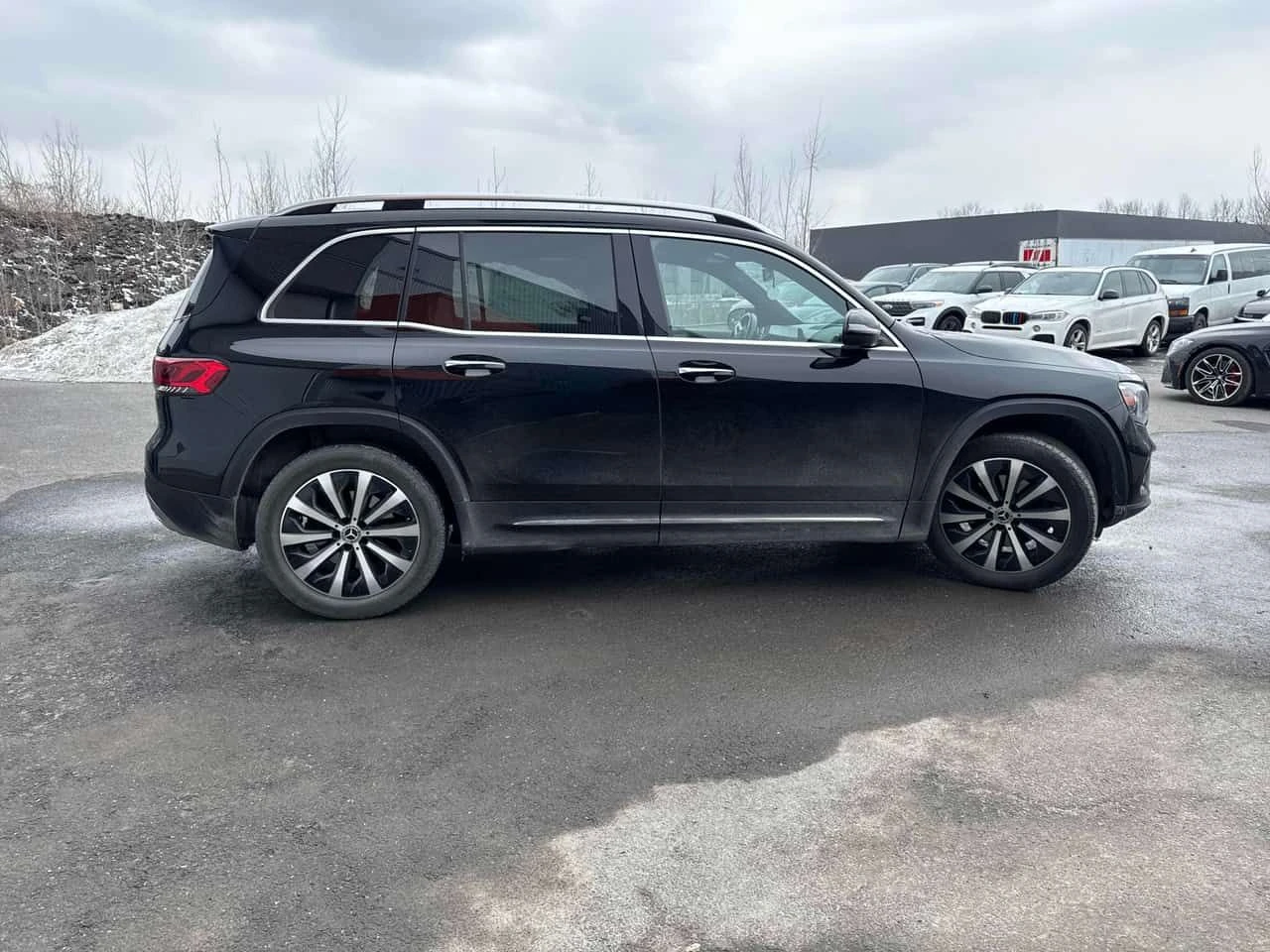 Mercedes-Benz GLB * 250 * CARFAX * ЦЕНА ДО БГ, снимка 3 - Автомобили и джипове - 53906779