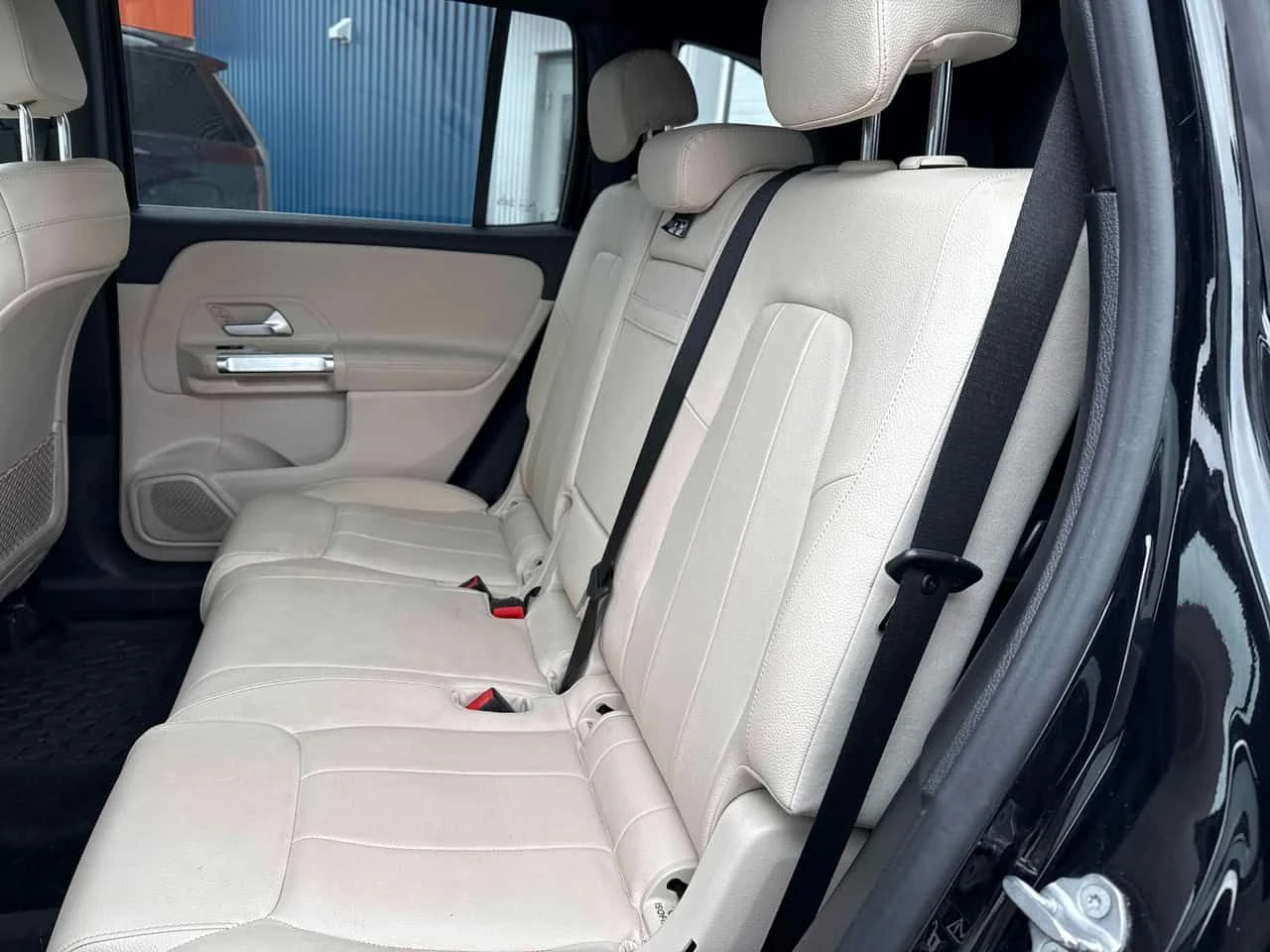 Mercedes-Benz GLB * 250 * CARFAX * ЦЕНА ДО БГ, снимка 10 - Автомобили и джипове - 53906779