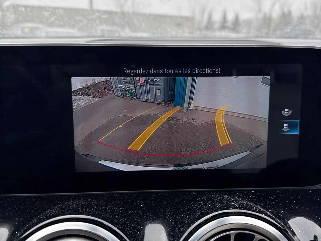 Mercedes-Benz GLB * 250 * CARFAX * ЦЕНА ДО БГ, снимка 11 - Автомобили и джипове - 53906779