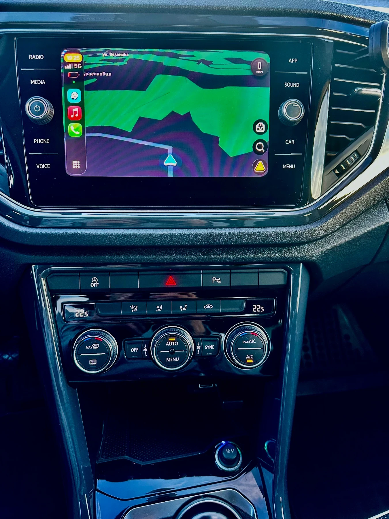 VW T-Roc 1.6 TDi 2019 149 хил.км. Digital Cockpit Нов Нов!!, снимка 12 - Автомобили и джипове - 54136418