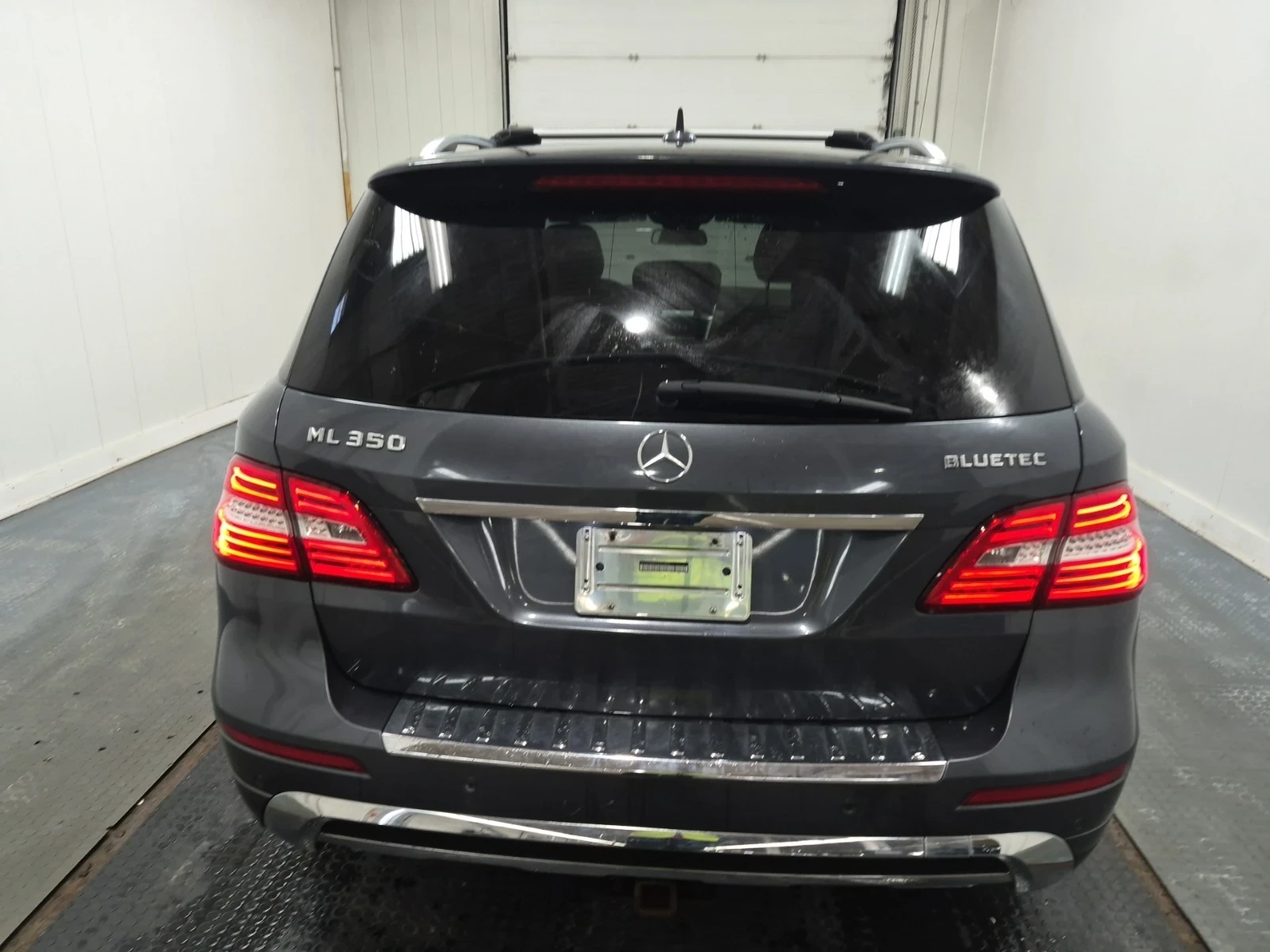 Mercedes-Benz ML 350 Diesel* AMG* Панорама* 2 ключа, снимка 5 - Автомобили и джипове - 54414315
