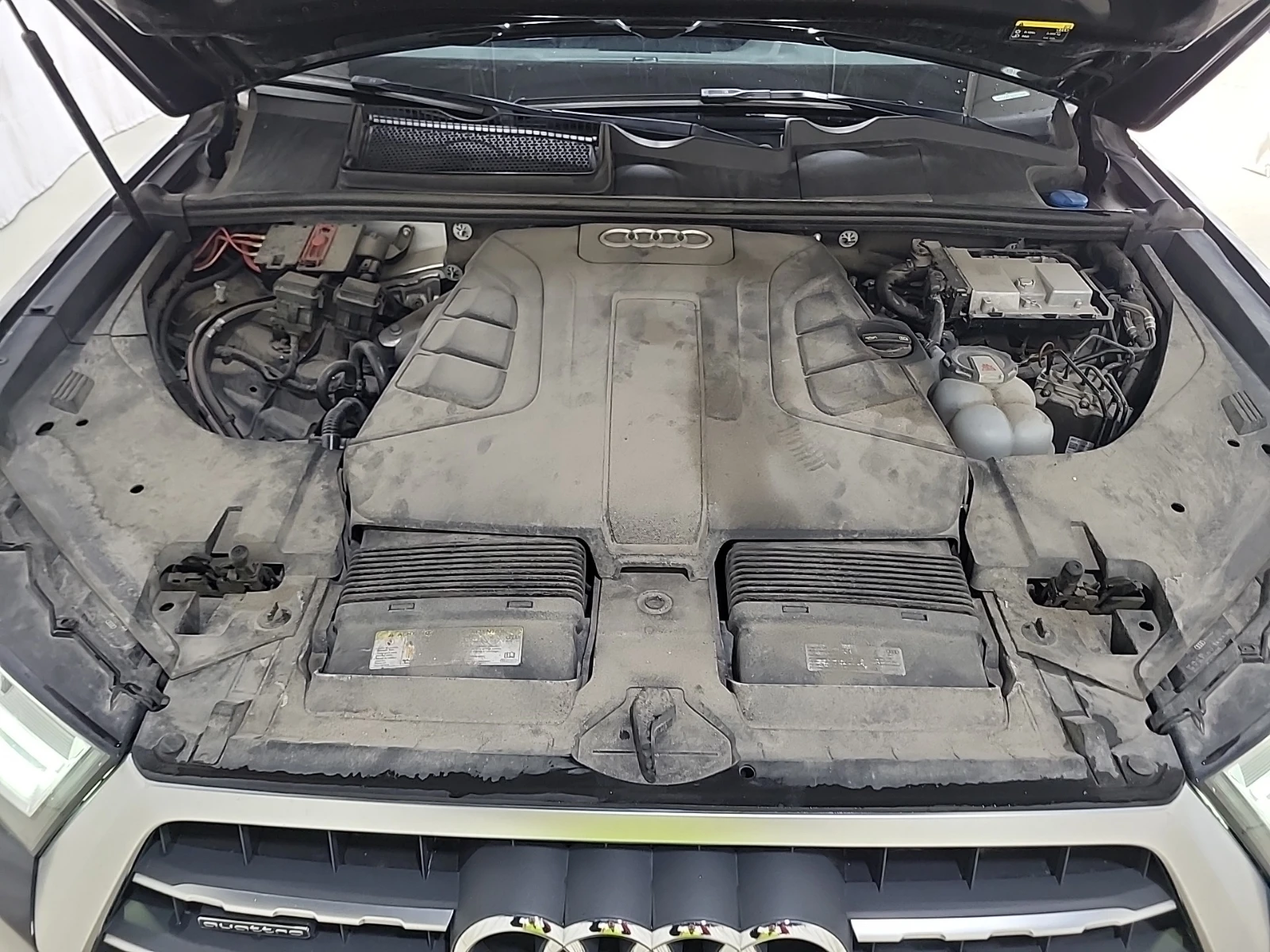 Audi Q7 PROGRESSIV, снимка 10 - Автомобили и джипове - 54721736