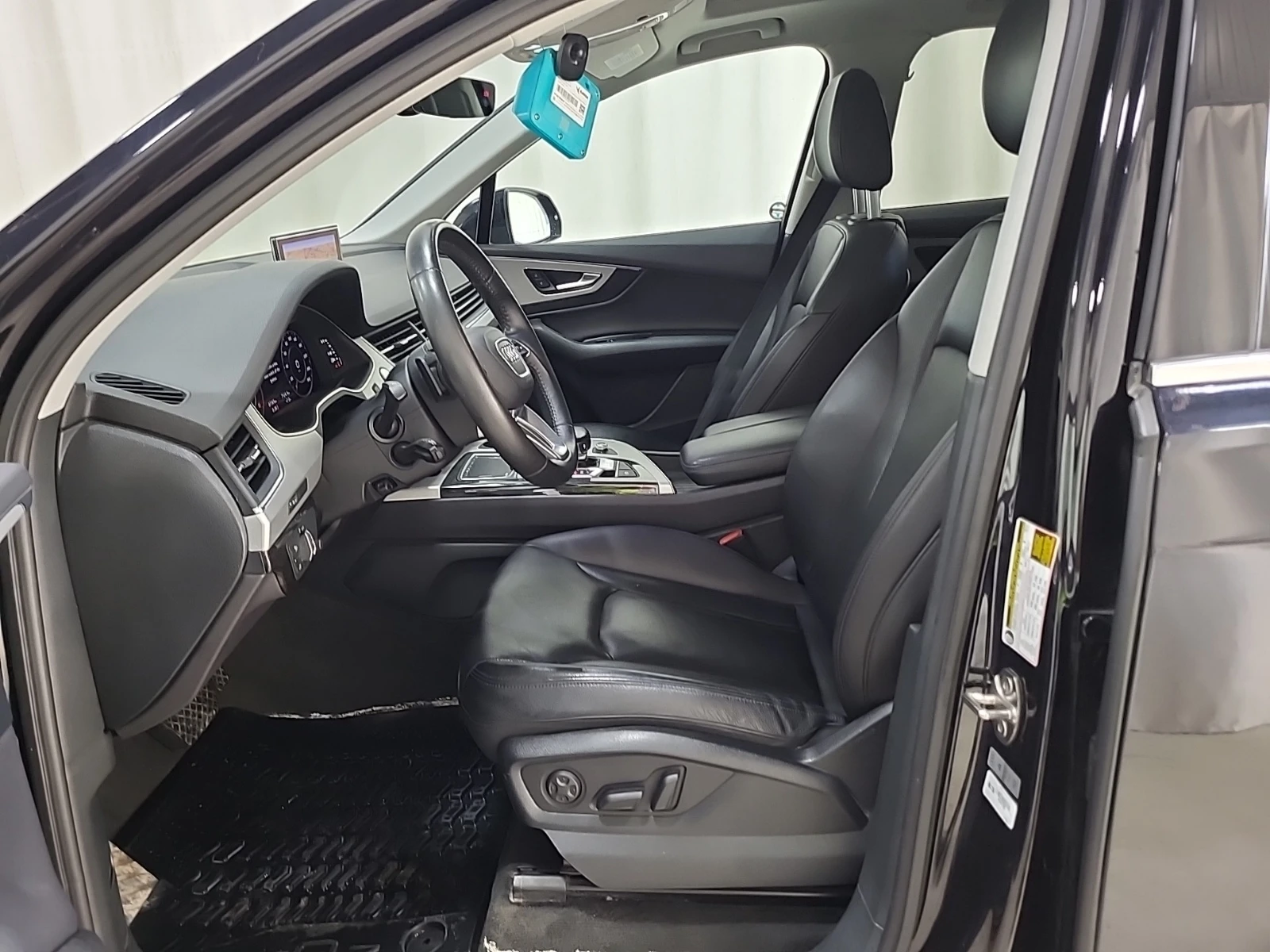 Audi Q7 PROGRESSIV, снимка 11 - Автомобили и джипове - 54721736