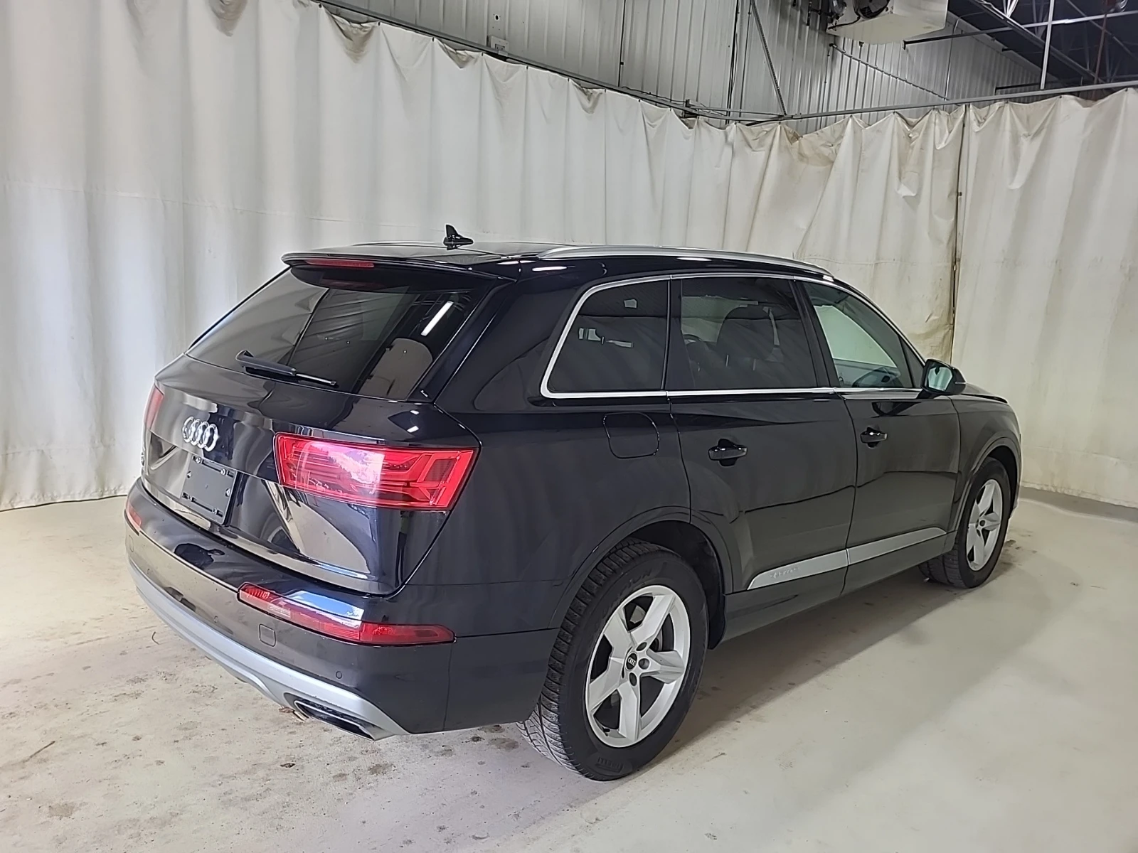 Audi Q7 PROGRESSIV, снимка 5 - Автомобили и джипове - 54721736