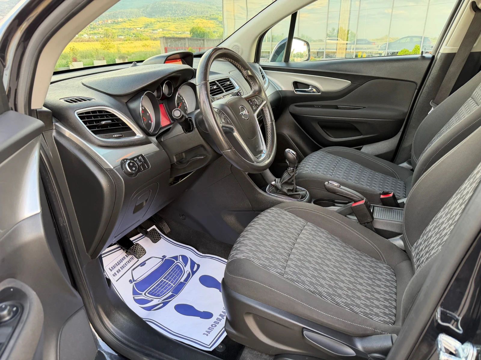 Opel Mokka 1.7CDTI/4X4/EURO 5B, снимка 9 - Автомобили и джипове - 54734310