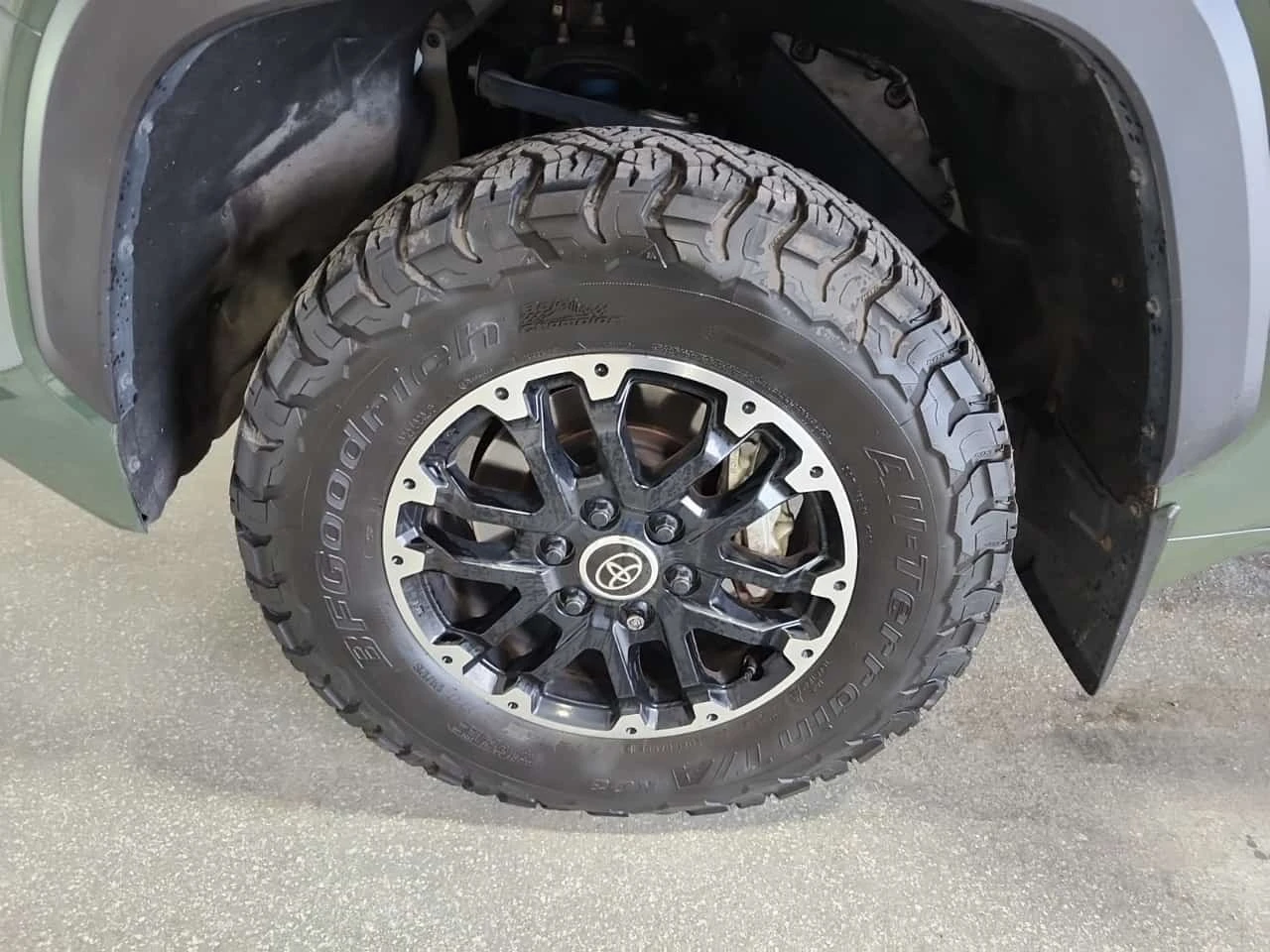 Toyota Tundra * LIMITED CREW CAB SHORT BED * CARFAX *  | Mobile.bg � ����������� 6