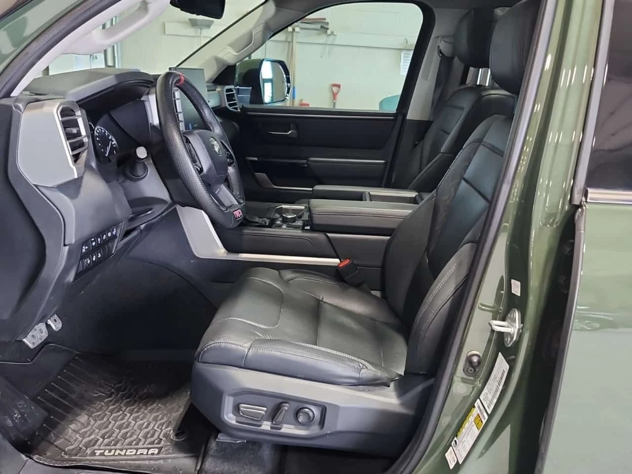 Toyota Tundra * LIMITED CREW CAB SHORT BED * CARFAX *  | Mobile.bg � ����������� 5
