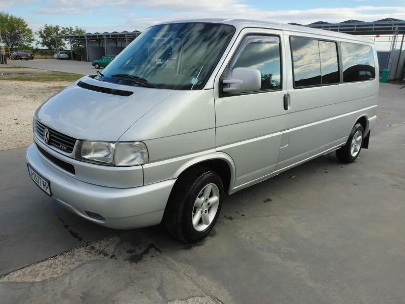 VW Caravelle, снимка 3 - Бусове и автобуси - 52893253