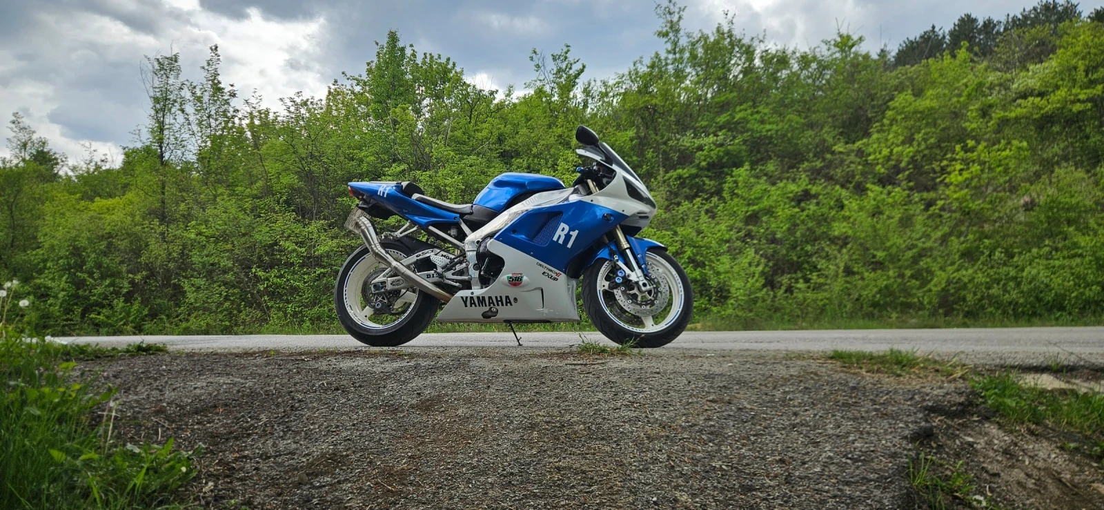 Yamaha YZF-R1  - изображение 4