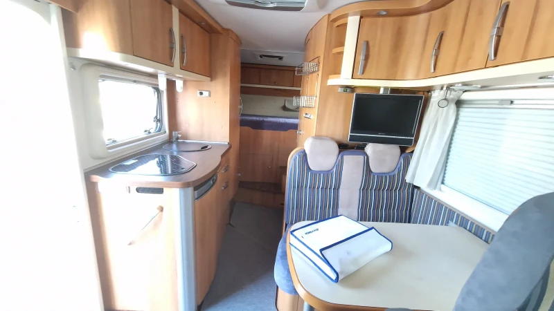 Кемпер HYMER / ERIBA 514 CL, снимка 7 - Каравани и кемпери - 50991054