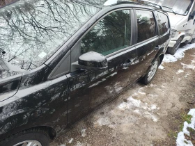 Ford Focus 2.0 i 145 к. с.  - 3250 € / 6356.45 лв. - 87376906 3