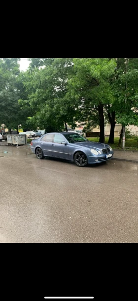 Mercedes-Benz E 270, снимка 8