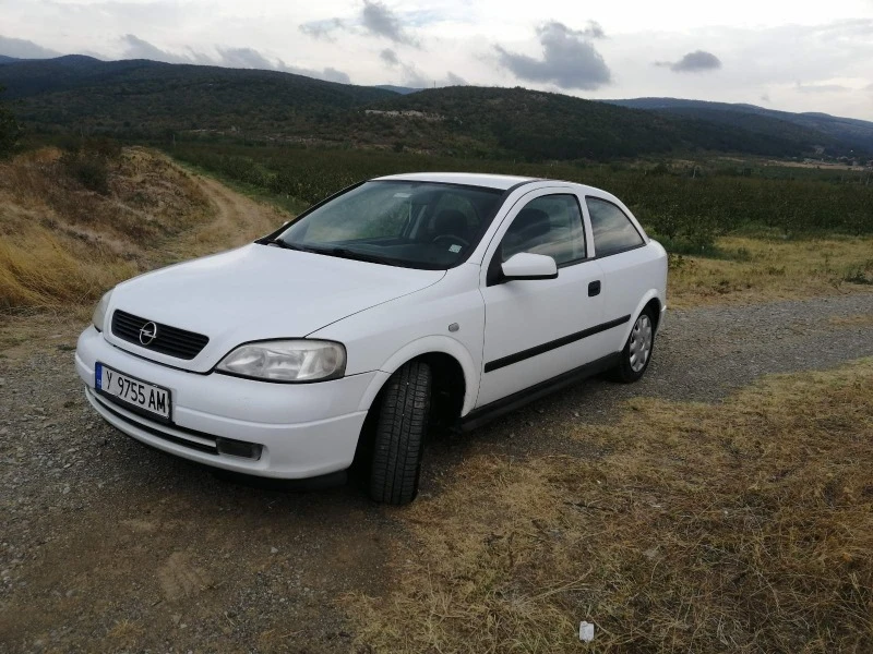 Opel Astra, снимка 1 - Автомобили и джипове - 47234671