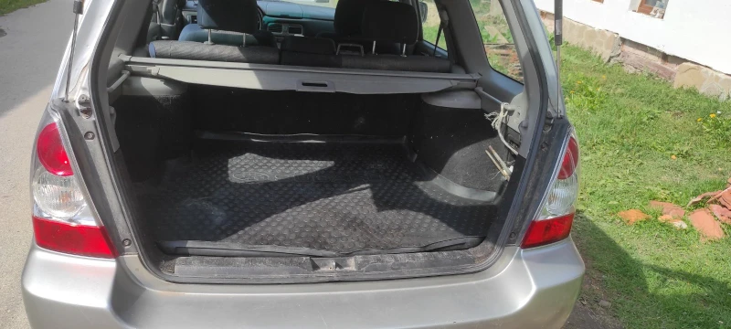 Subaru Forester, снимка 8 - Автомобили и джипове - 49532638