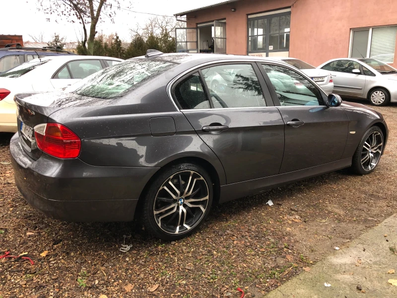 BMW 325 Xi, снимка 4 - Автомобили и джипове - 48727219