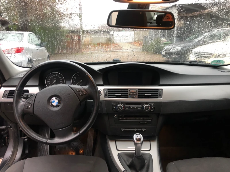 BMW 325 Xi, снимка 5 - Автомобили и джипове - 48727219