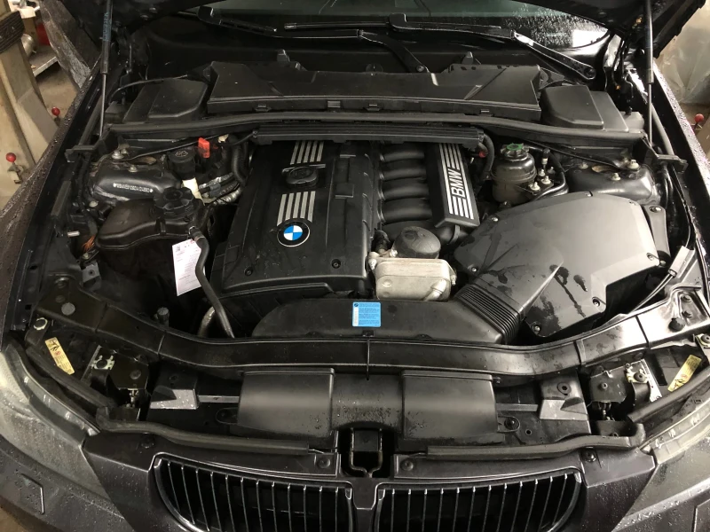 BMW 325 Xi, снимка 6 - Автомобили и джипове - 48727219