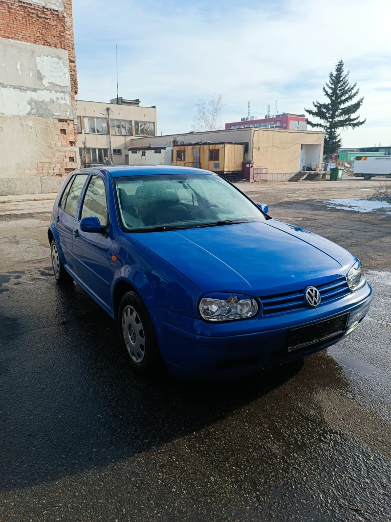 VW Golf 1.6 SR, снимка 8 - Автомобили и джипове - 48597476