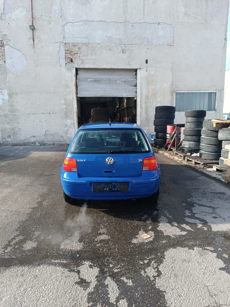 VW Golf 1.6 SR, снимка 5 - Автомобили и джипове - 48597476