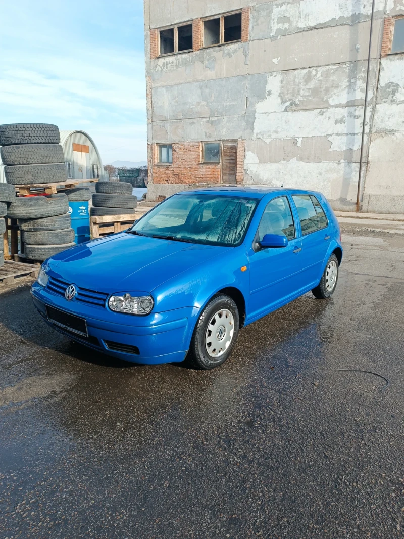 VW Golf 1.6 SR, снимка 2 - Автомобили и джипове - 48597476