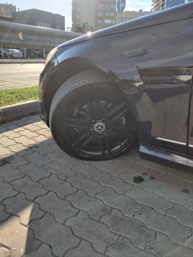 Mercedes-Benz C 300 4MATIC , снимка 11 - Автомобили и джипове - 52487124