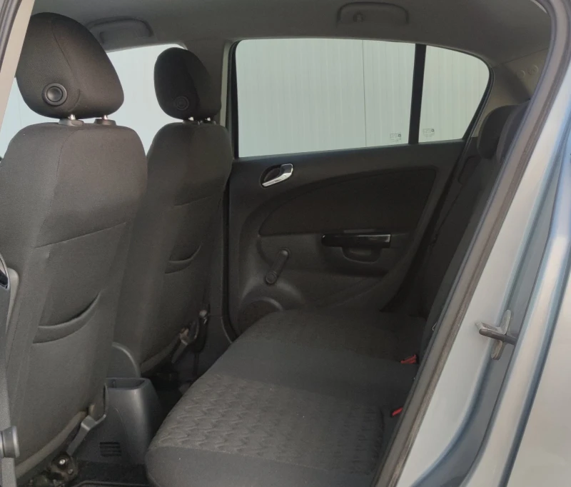 Opel Corsa 1.3CDTI* 90к.с* FACELIFT* , снимка 14 - Автомобили и джипове - 51416797