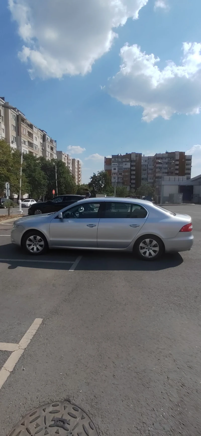 Skoda Superb, снимка 9 - Автомобили и джипове - 52589442