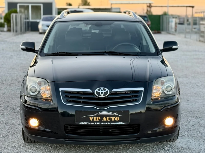 Toyota Avensis 2.0D-4D TRAVELLER FACELIFT НАВИ КОЖА , снимка 5 - Автомобили и джипове - 51738509