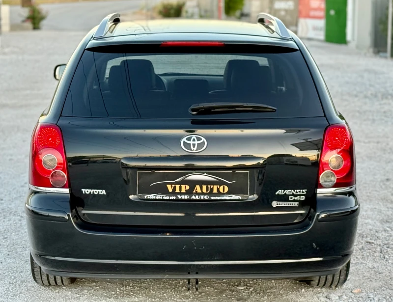 Toyota Avensis 2.0D-4D TRAVELLER FACELIFT НАВИ КОЖА , снимка 6 - Автомобили и джипове - 51738509