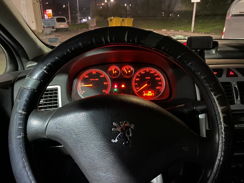 Peugeot 307 2.0HDI, снимка 5 - Автомобили и джипове - 52428414