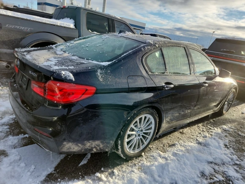 BMW 540 * 540I XDRIVE * CARFAX * БЕЗ ПЪРВОНАЧАЛНА ВНОСКА, снимка 3 - Автомобили и джипове - 52803051