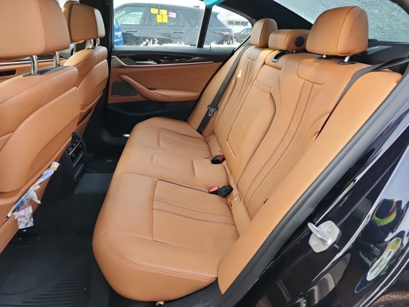 BMW 540 * 540I XDRIVE * CARFAX * БЕЗ ПЪРВОНАЧАЛНА ВНОСКА, снимка 7 - Автомобили и джипове - 52803051