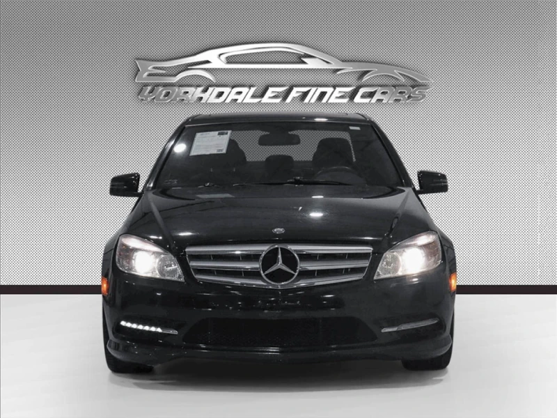 Mercedes-Benz C 250 * C250 4Matic / Bluetooth / Heated Seats / Panoram, снимка 3 - Автомобили и джипове - 52851470