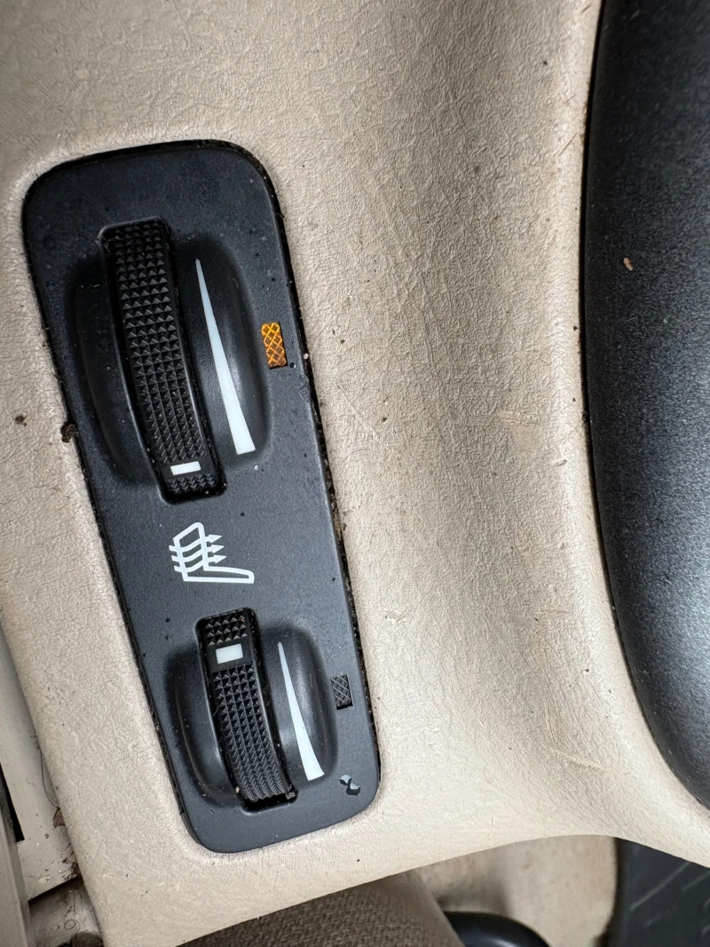 Toyota Avensis, снимка 10 - Автомобили и джипове - 53303820