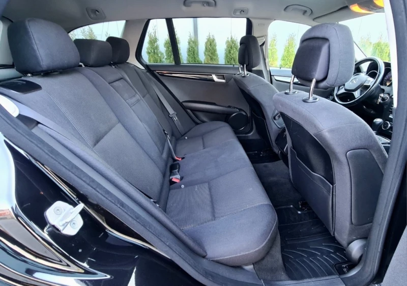 Mercedes-Benz C 180 2.2, снимка 12 - Автомобили и джипове - 53356965