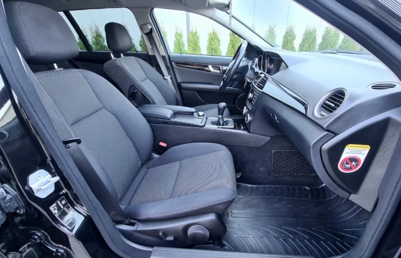 Mercedes-Benz C 180 2.2, снимка 10 - Автомобили и джипове - 53356965