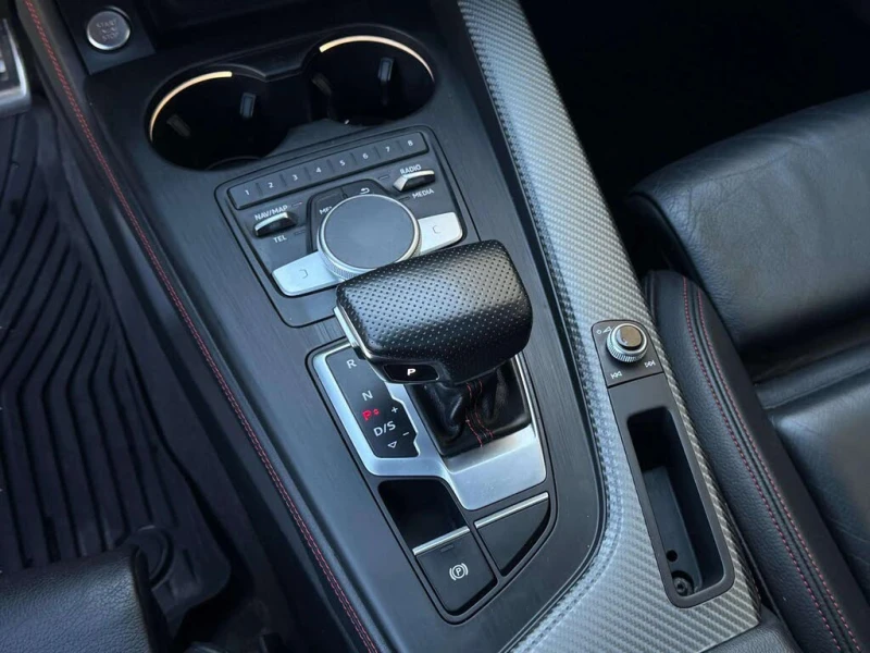 Audi A4 DISTRONIC* BOSE* PARK ASSIST* DIGITAL* , снимка 10 - Автомобили и джипове - 53431551