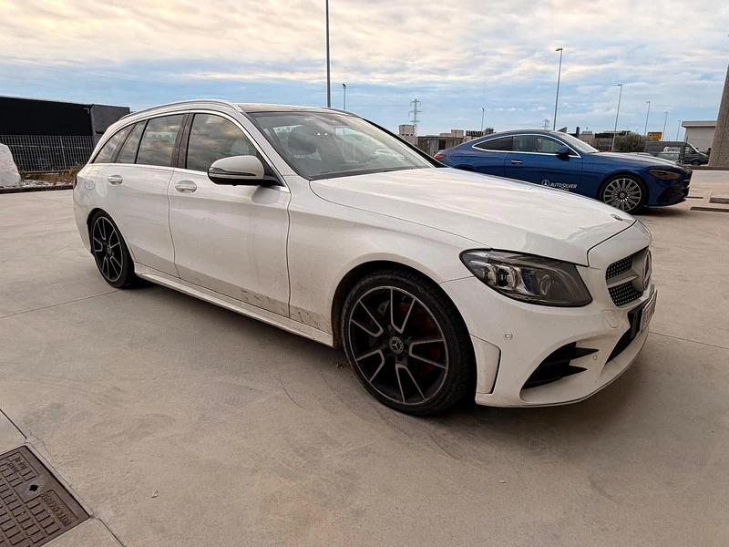 Mercedes-Benz C 300 AMG/DIGITAL/FACE, снимка 2 - Автомобили и джипове - 53736236