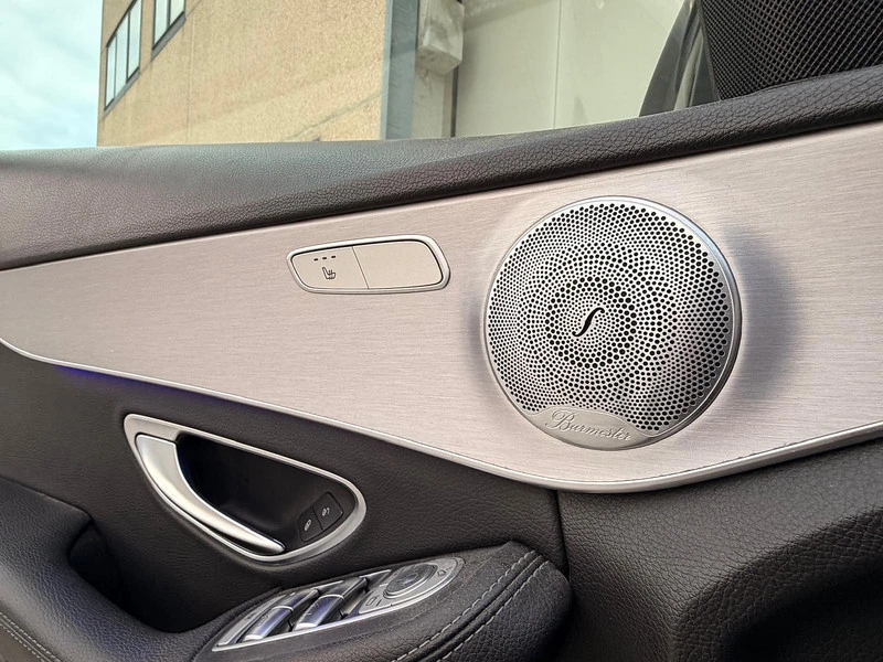 Mercedes-Benz C 300 AMG/DIGITAL/FACE, снимка 11 - Автомобили и джипове - 53736236