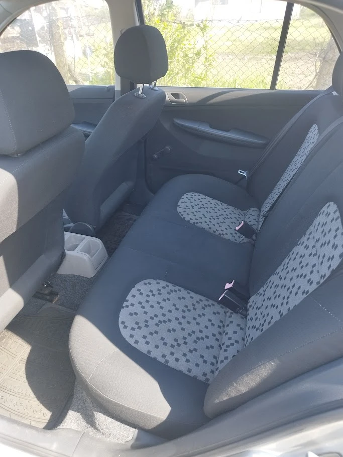 Skoda Fabia, снимка 8 - Автомобили и джипове - 54302264