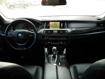 BMW 535 HARMAN KARDON* HEAD-UP* ПОДГРЕВ* CARFAX , снимка 11 - Автомобили и джипове - 55419057