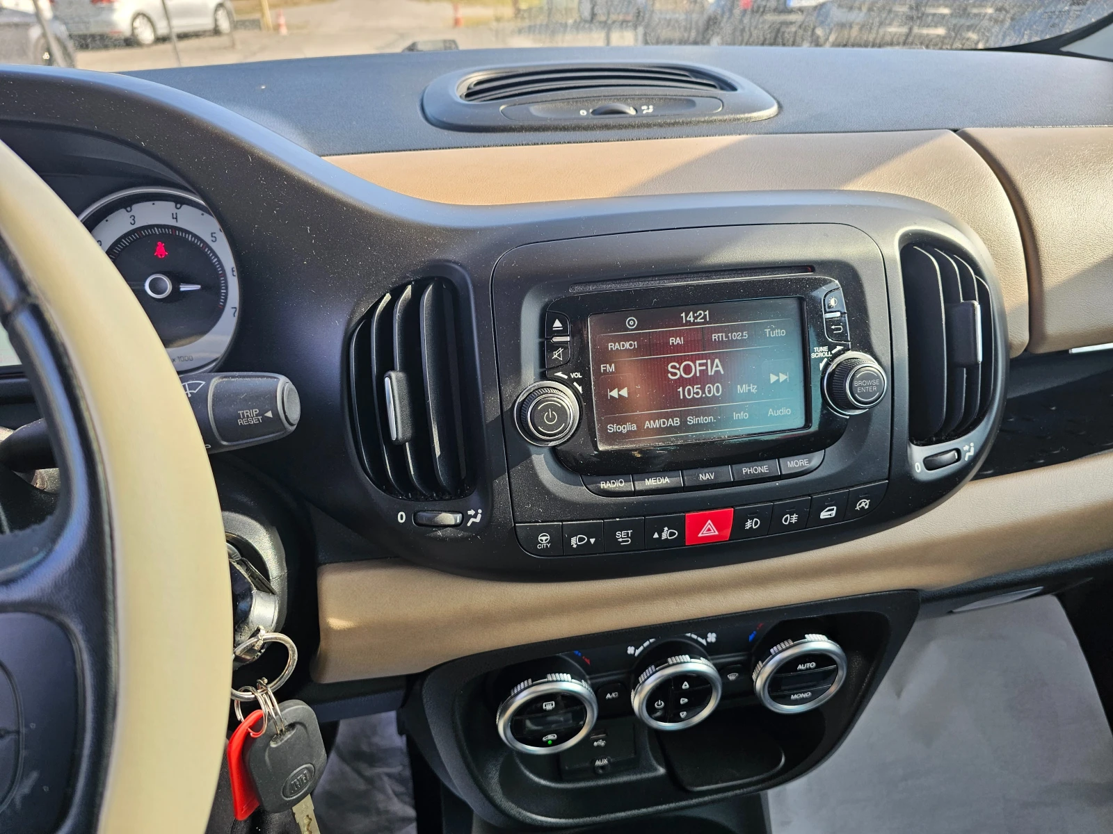 Fiat 500L 1.6mjtd | Mobile.bg — изображение 12