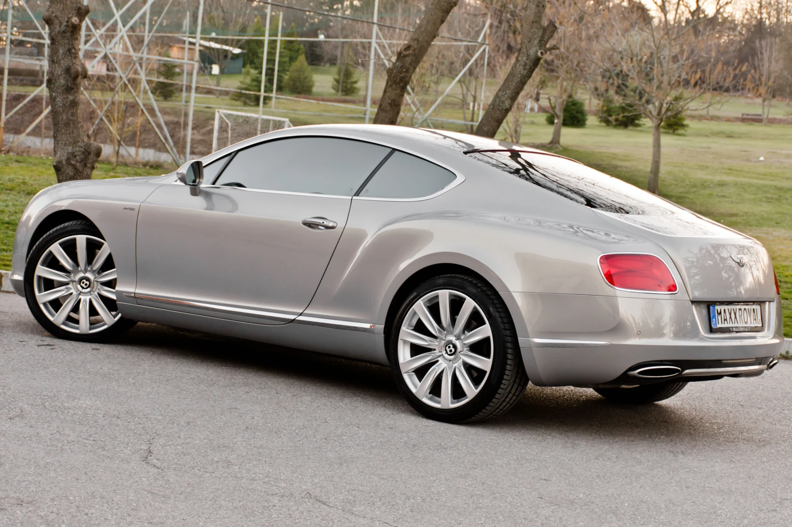 Bentley Continental gt W12 - изображение 5