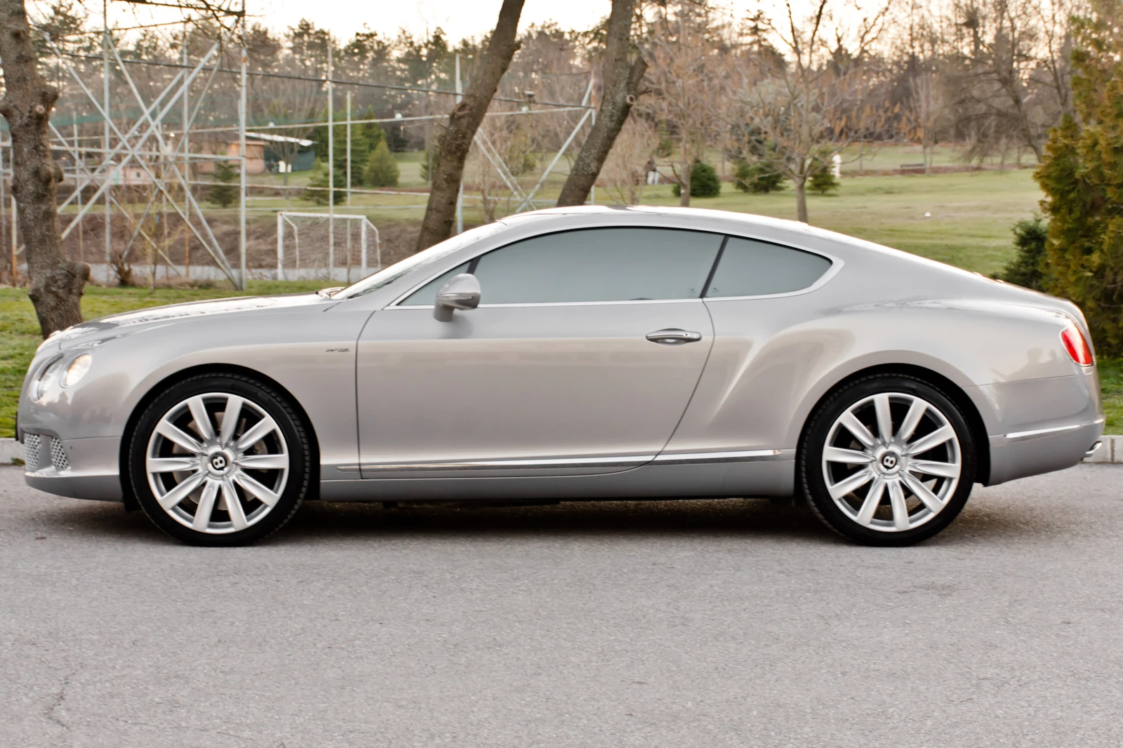 Bentley Continental gt W12 - изображение 4